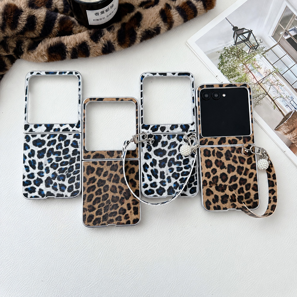Phone Accessories Charms - Leopard Print Folding Flip Phone Case